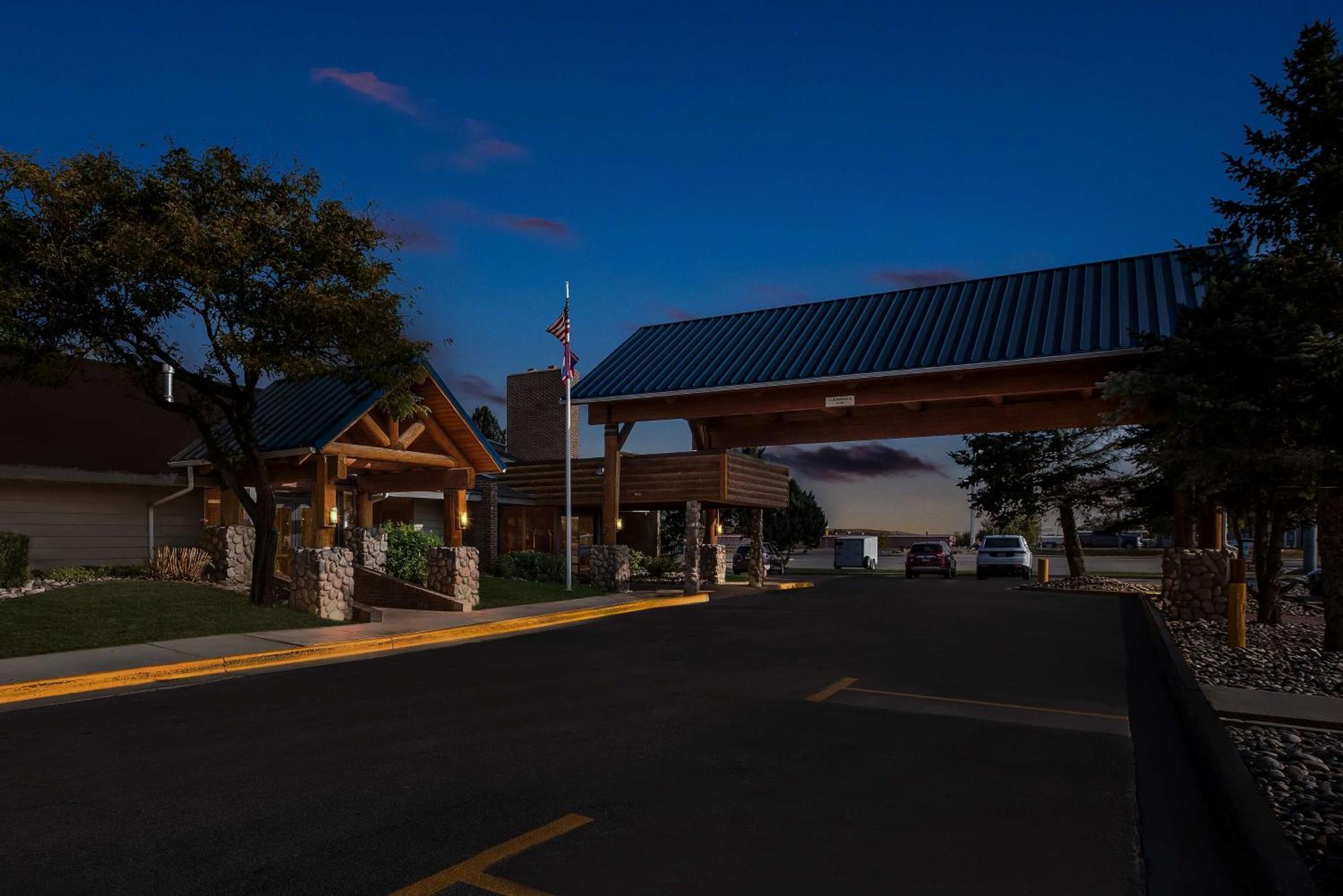 Best Western Tower West Lodge Gillette Exterior photo