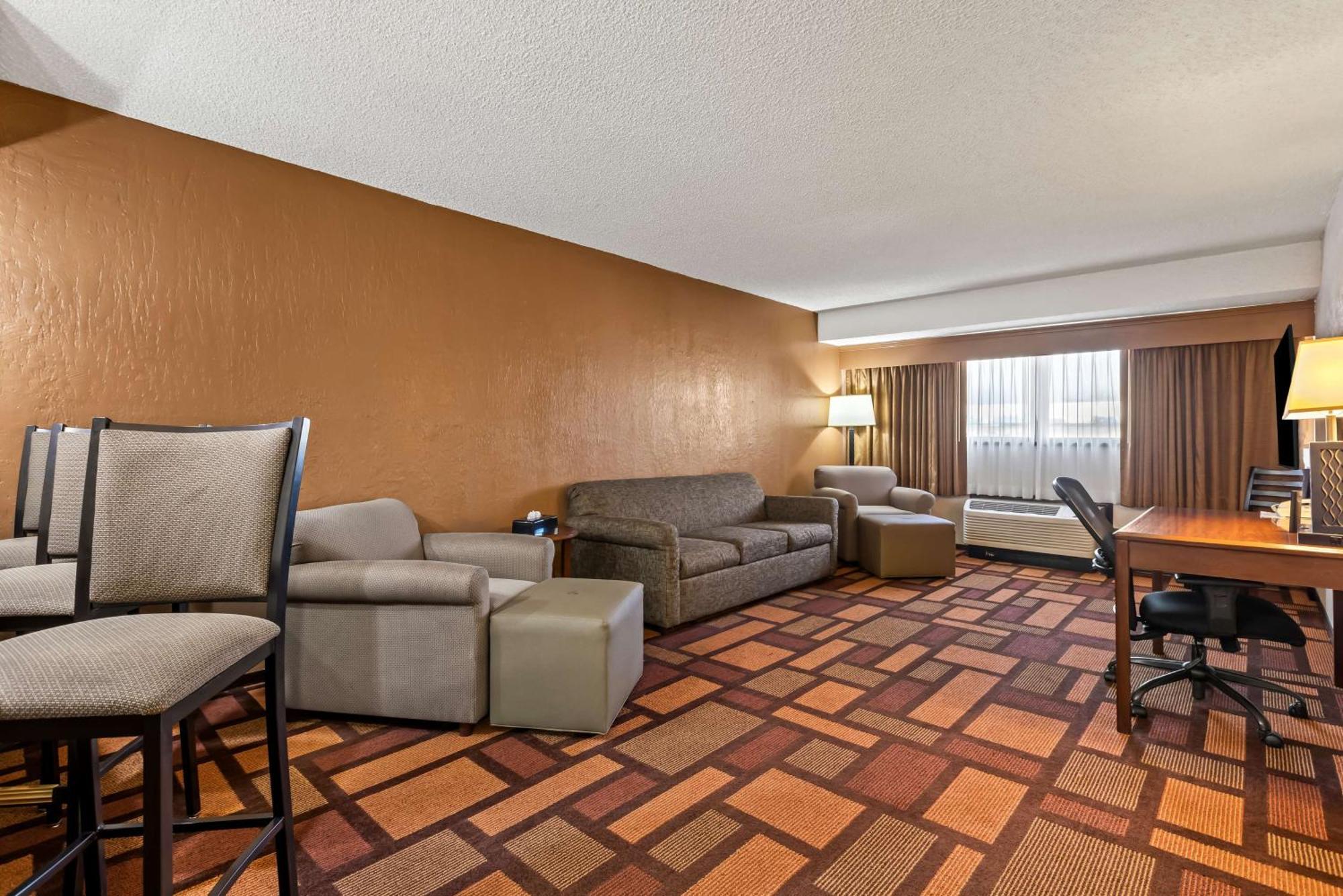 Best Western Tower West Lodge Gillette Exterior photo
