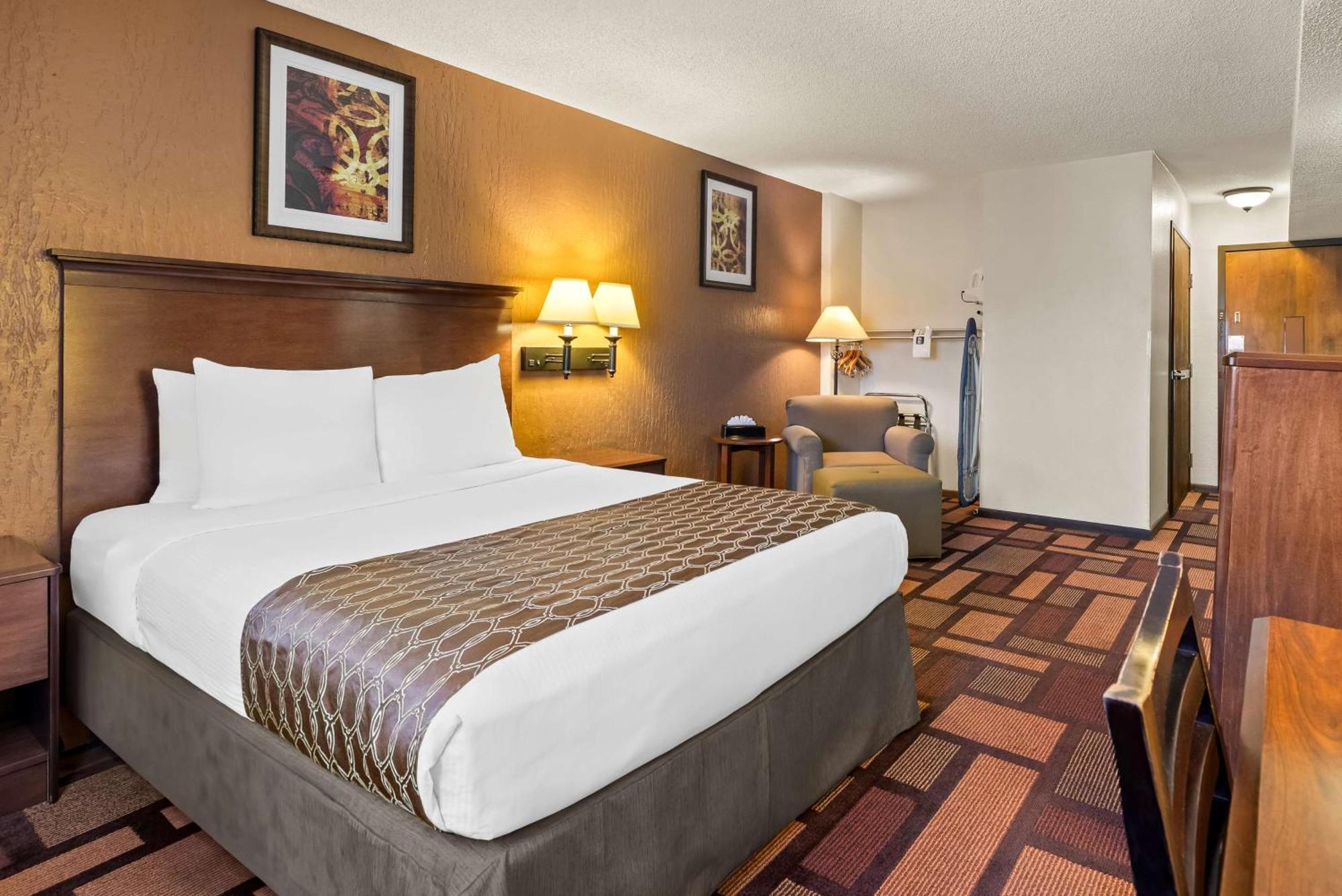 Best Western Tower West Lodge Gillette Exterior photo